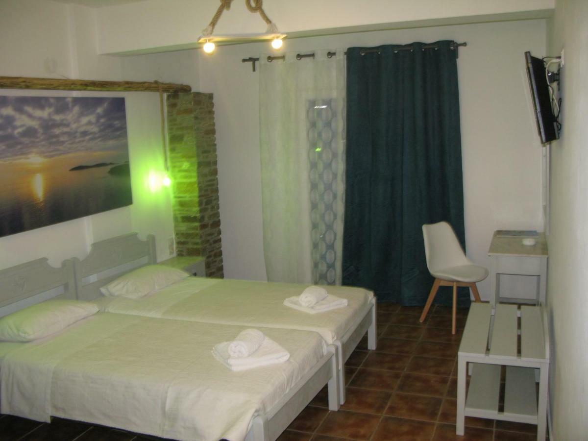 Anemos Sea View Aparthotel Batsi  Exterior photo