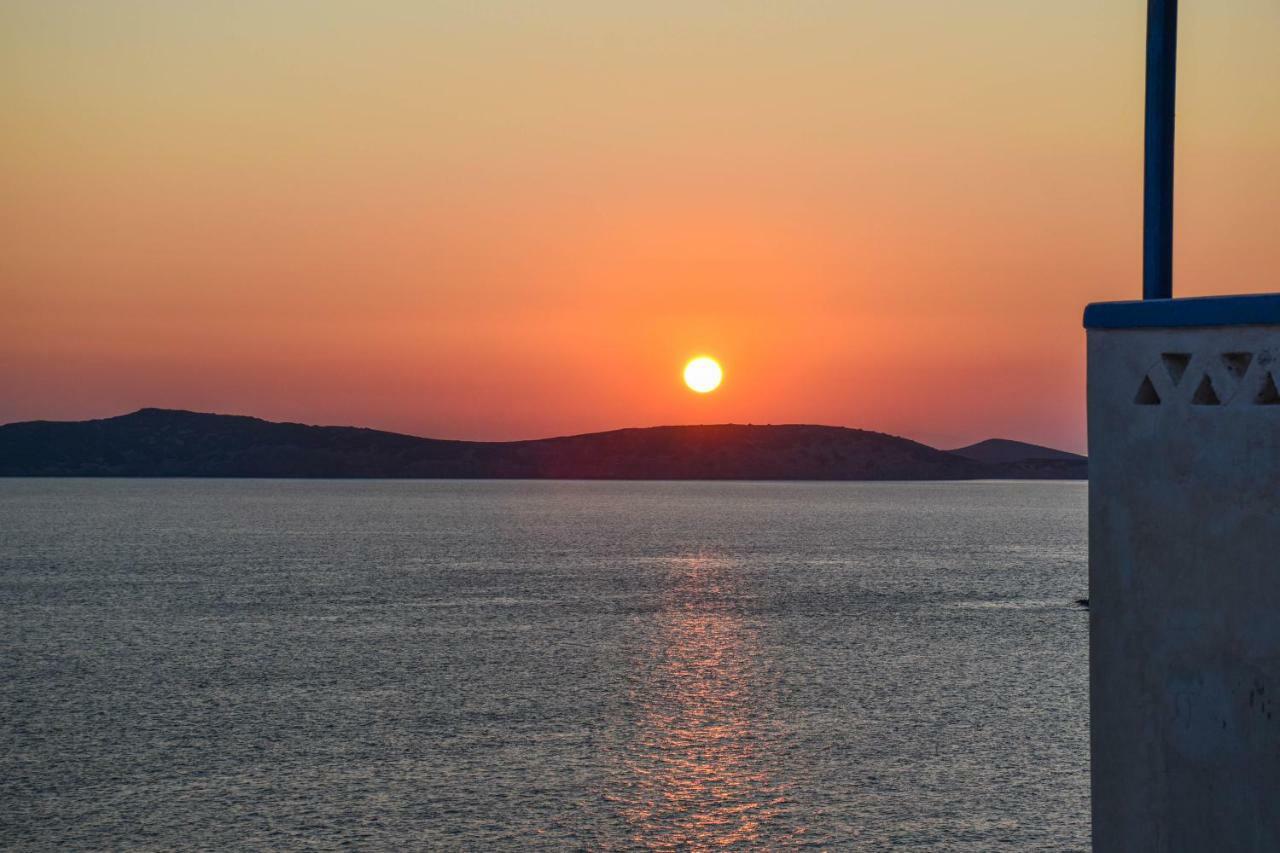 Anemos Sea View Aparthotel Batsi  Exterior photo